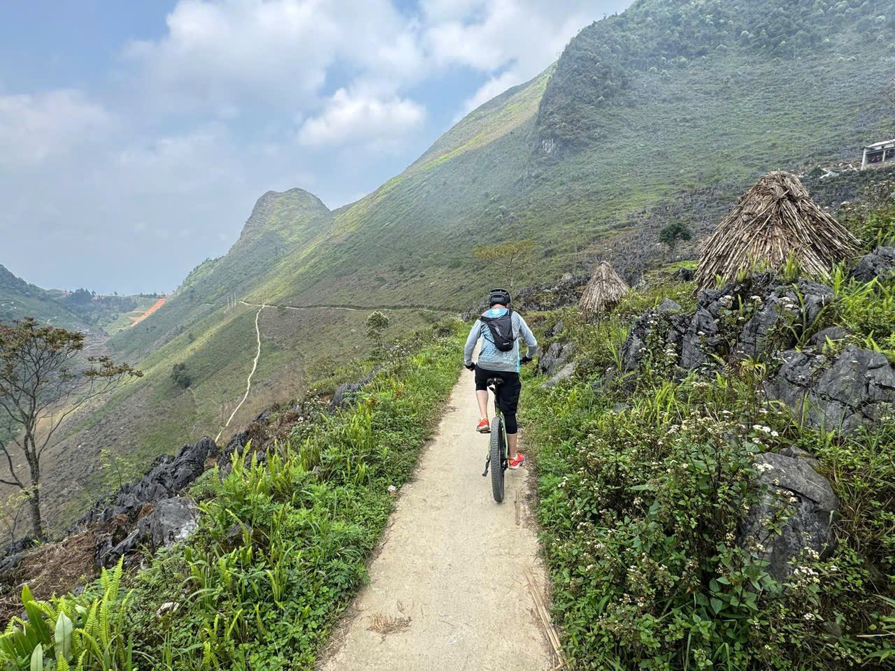 Ha Giang Loop E-Bike Cycling Tour 9 Days